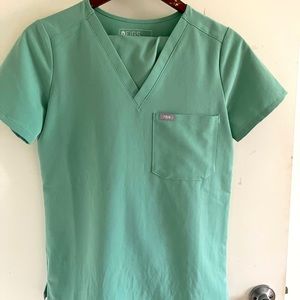 Catarina One Pocket Scrub Top in Jade